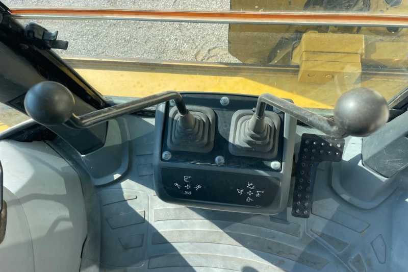 OmecoHub - Immagine CATERPILLAR 428E